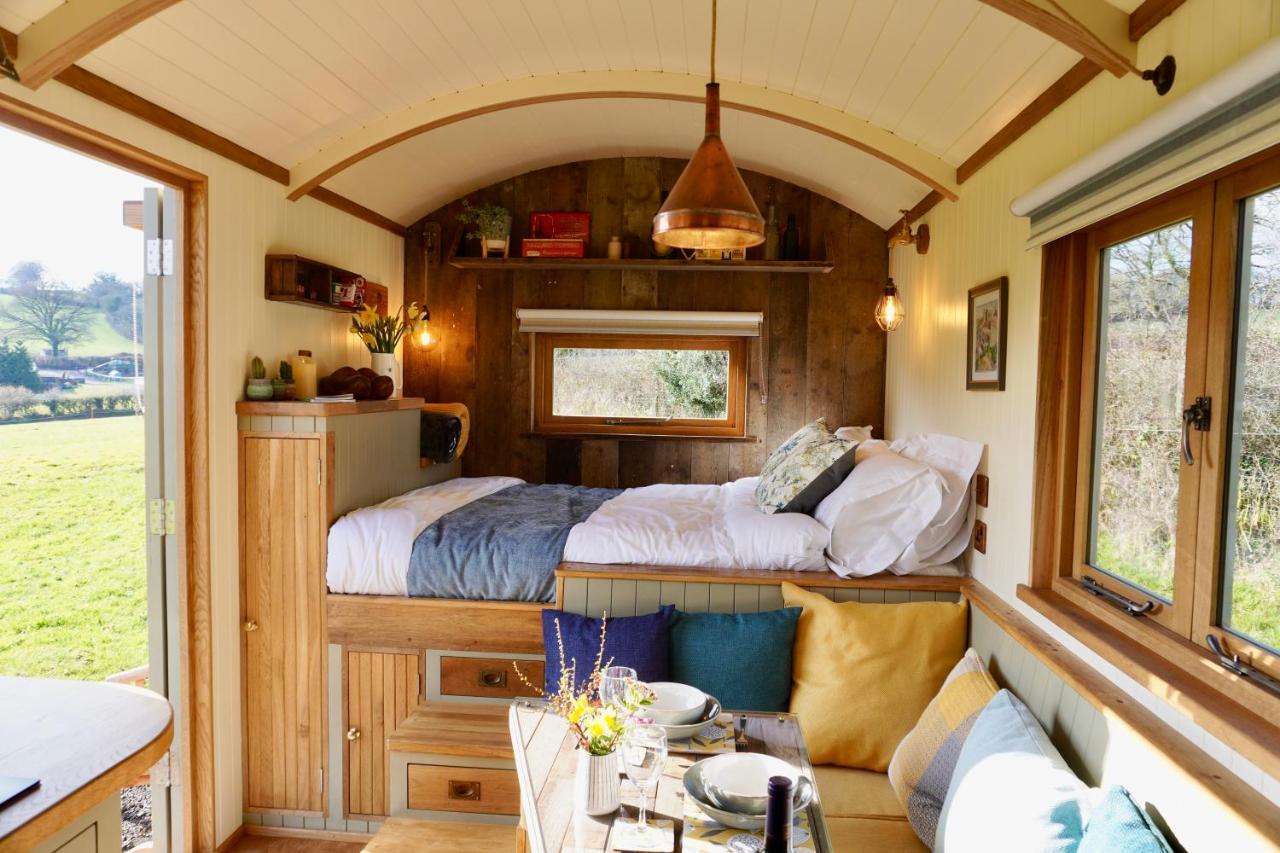 Вилла Little Ash Glamping - Luxury Shepherd'S Huts Ньютон Эбэт Экстерьер фото